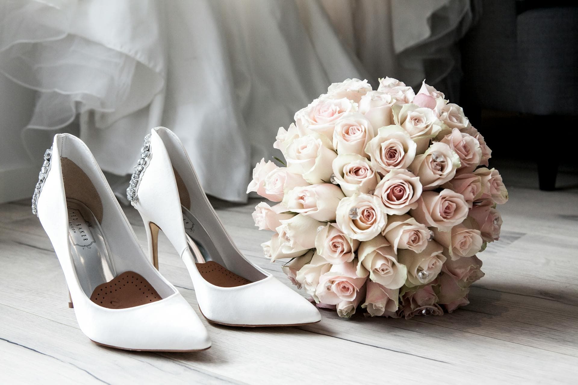 Wedding DJ services